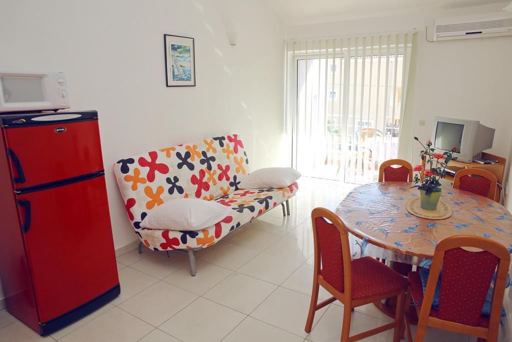 Apartmani Ukalovic زادار المظهر الخارجي الصورة